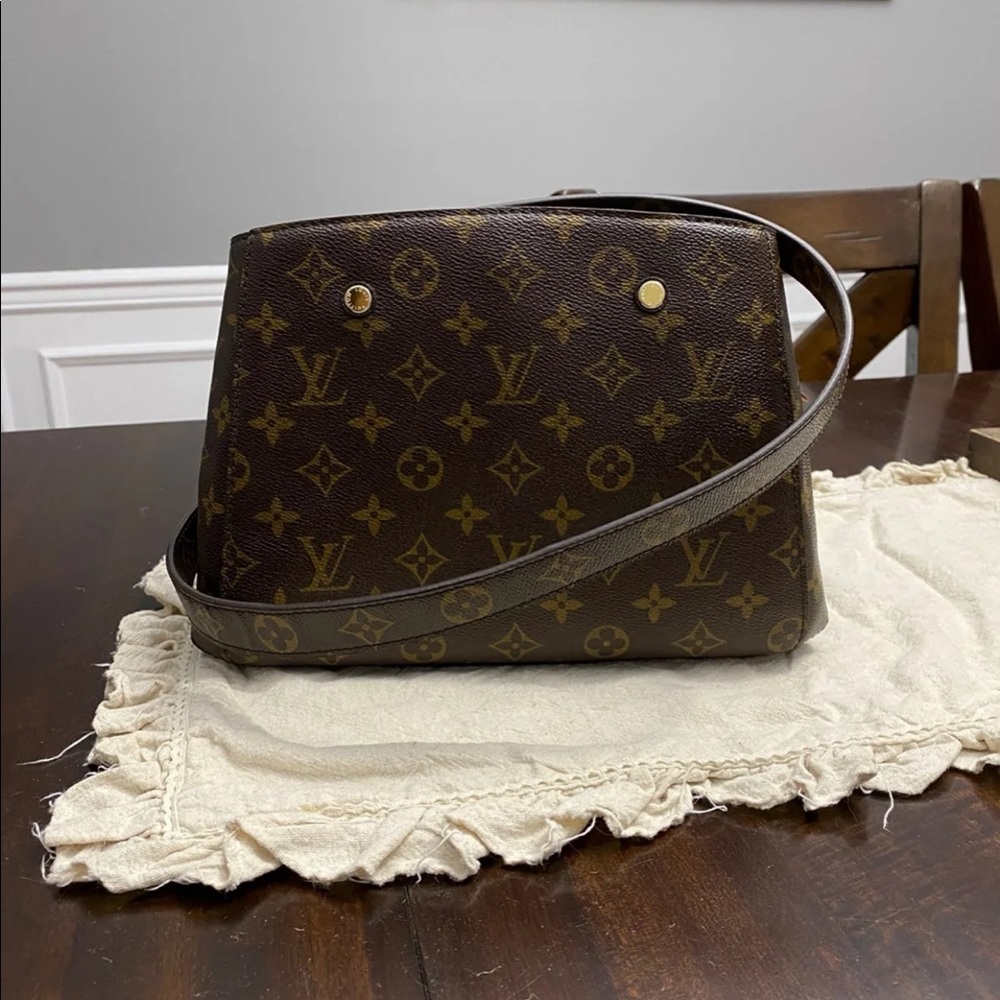 💯Authentic Louis Vuitton Montaigne BB